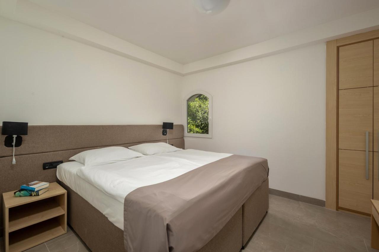 Hotel Delfin オミサリ エクステリア 写真